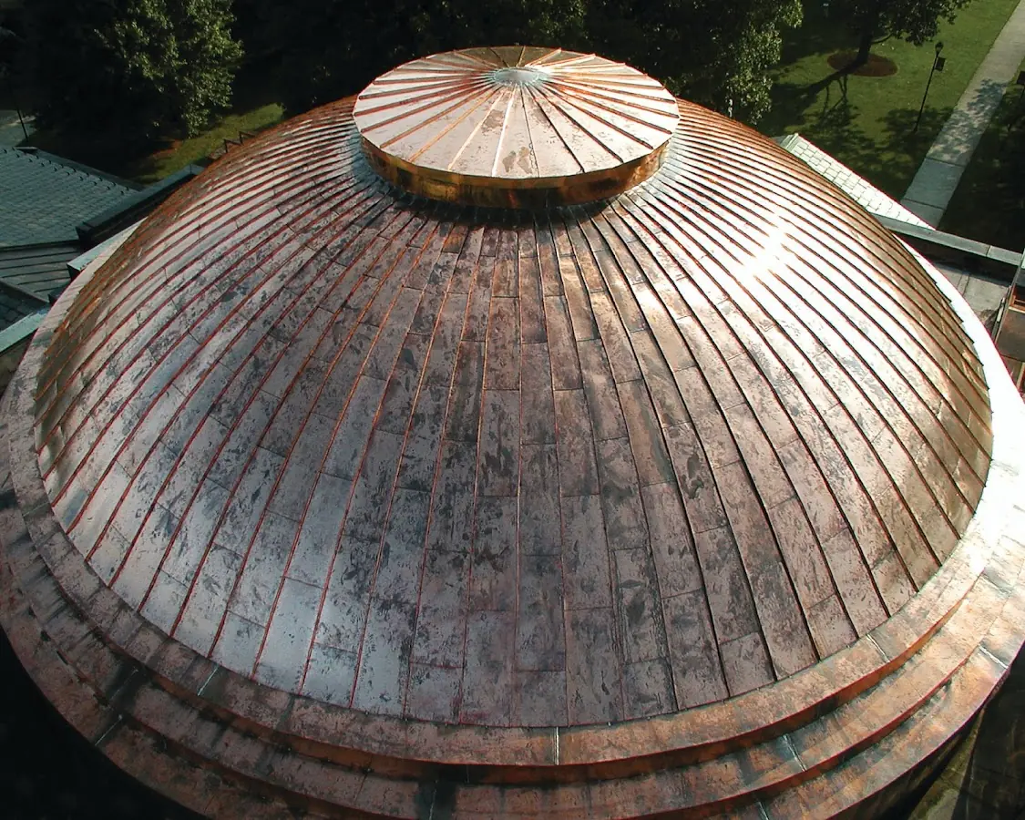 Craftsman Roofing crew installing a new roof in Heilwield Corner